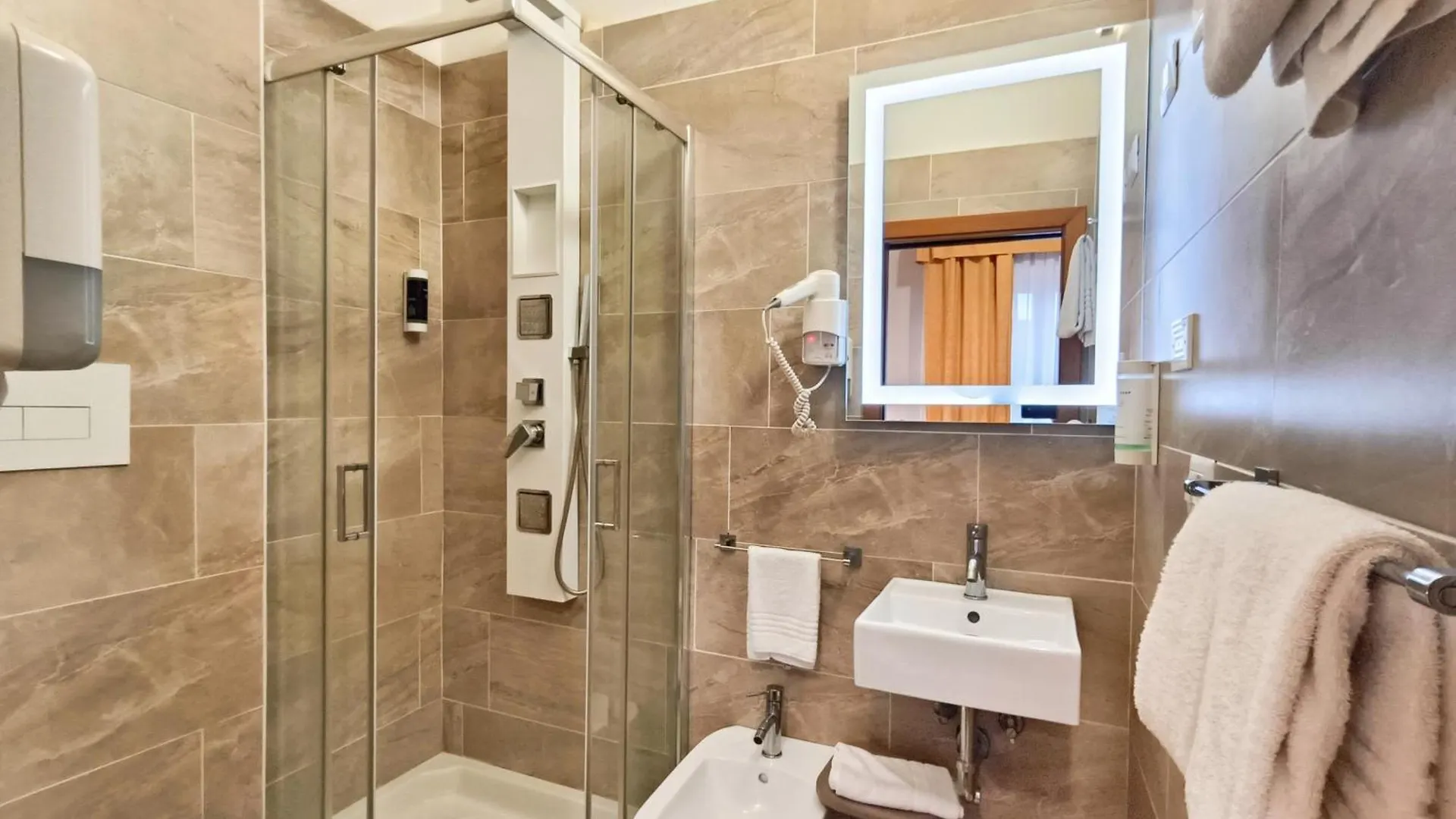 Valmarina Hotel Calenzano
