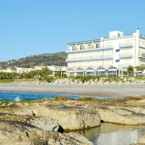 Capo Nettuno 4*, Olbia Italy